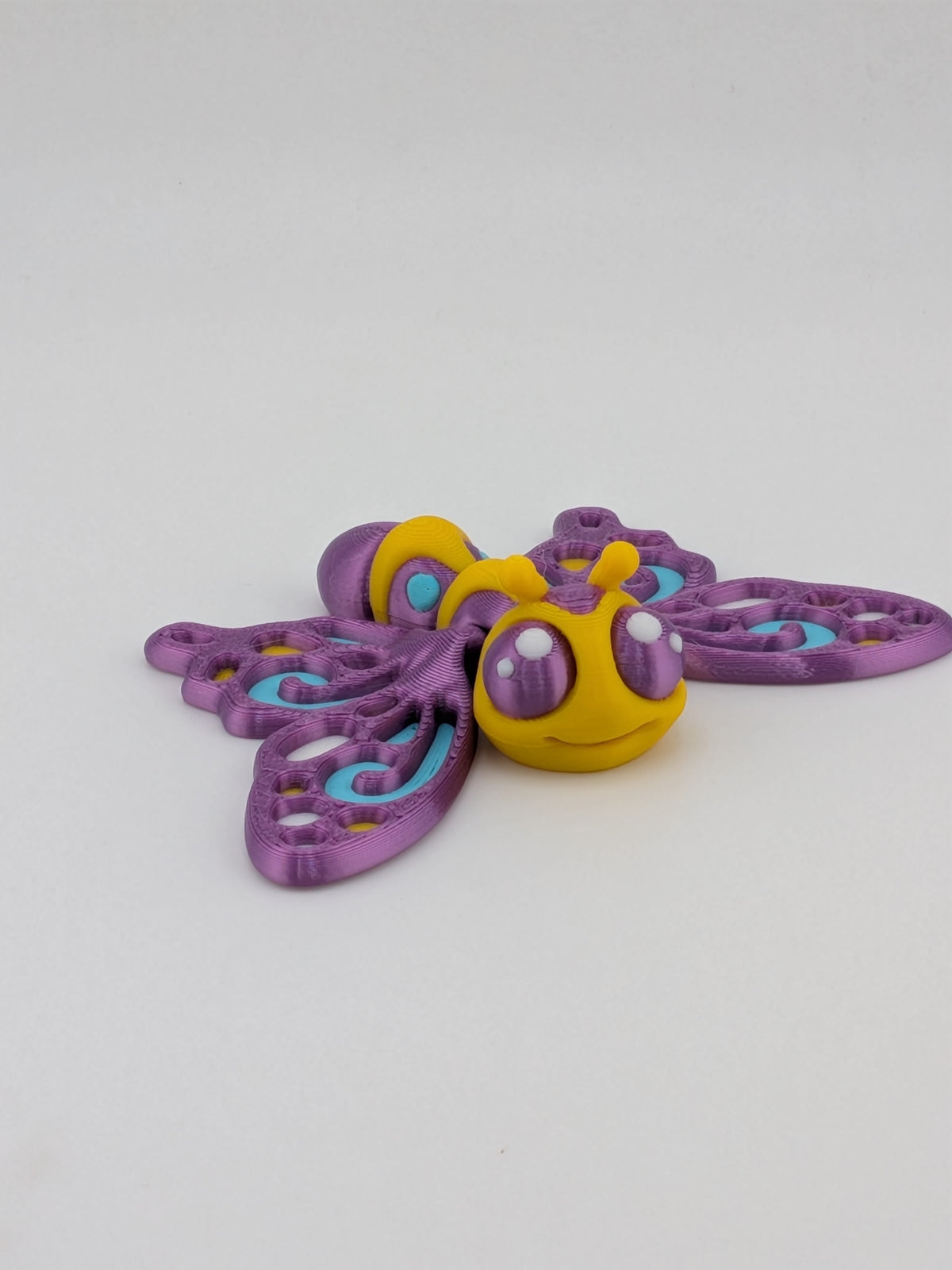 Magnetic Moving Wing Butterfly Fidget 3D Printed Refrigerator Magnet Decor