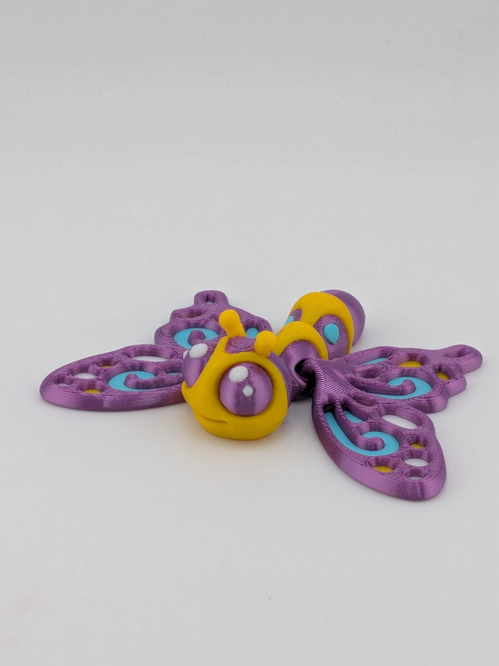 Magnetic Moving Wing Butterfly Fidget 3D Printed Refrigerator Magnet Decor