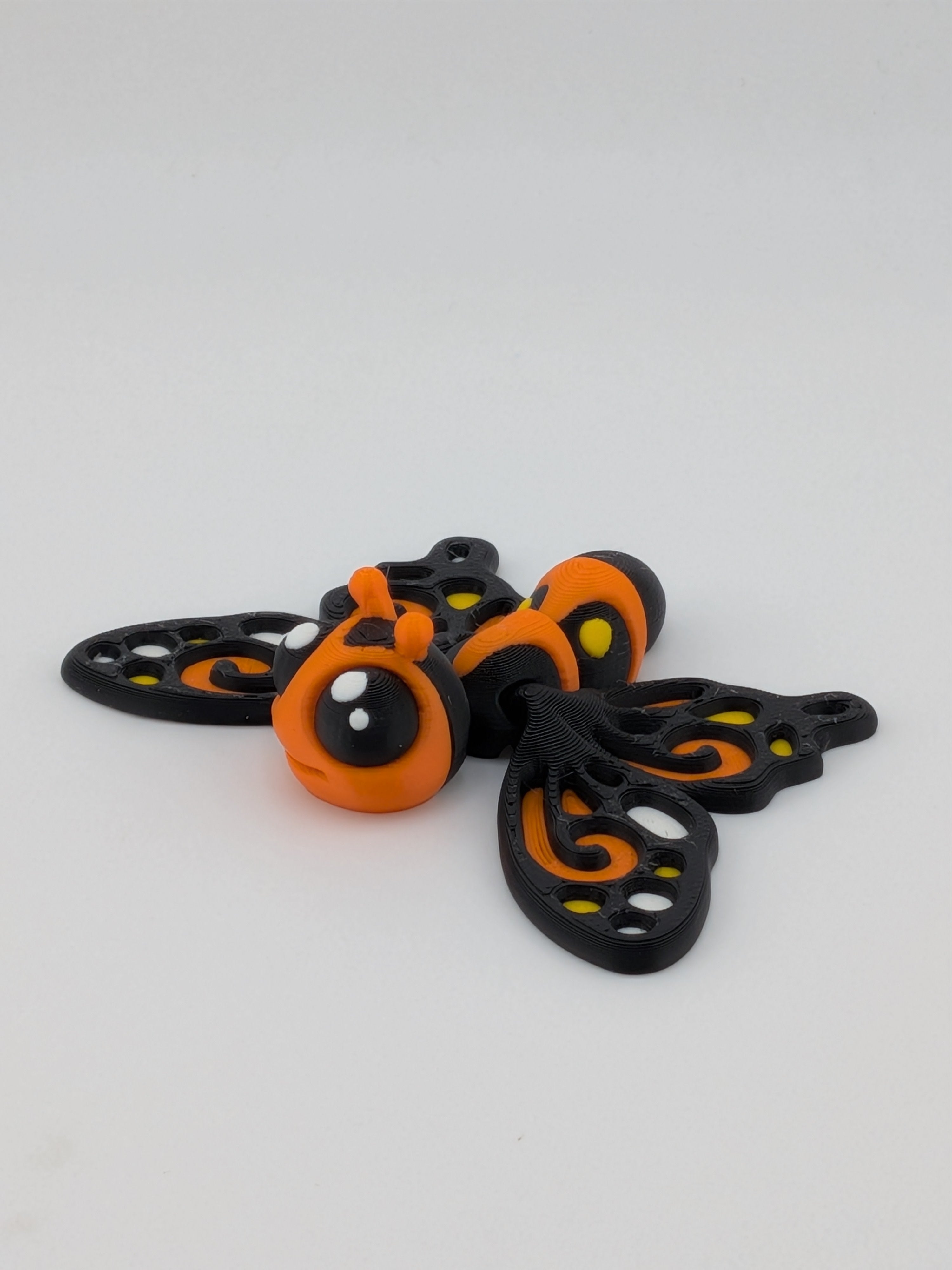Magnetic Moving Wing Butterfly Fidget 3D Printed Refrigerator Magnet Decor