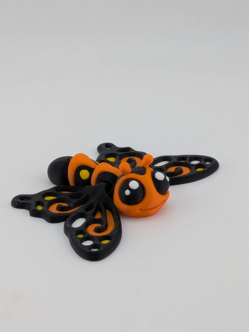 Magnetic Moving Wing Butterfly Fidget 3D Printed Refrigerator Magnet Decor