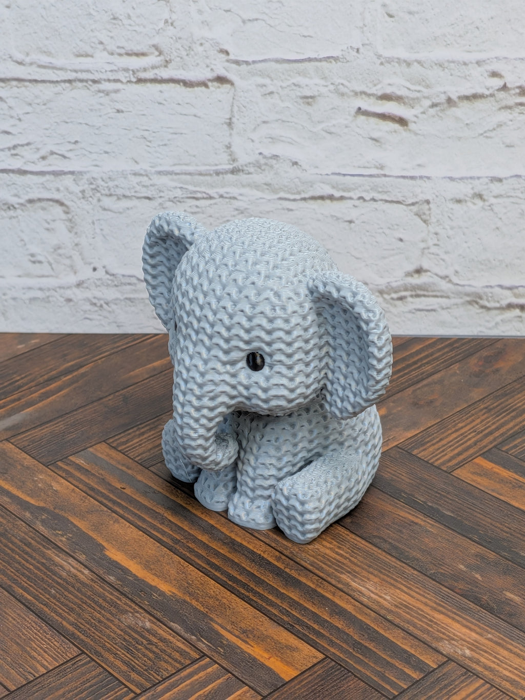 Faux Crochet Elephant Figurine 3D Printed Knit Texture Safari Desk Pet Decor
