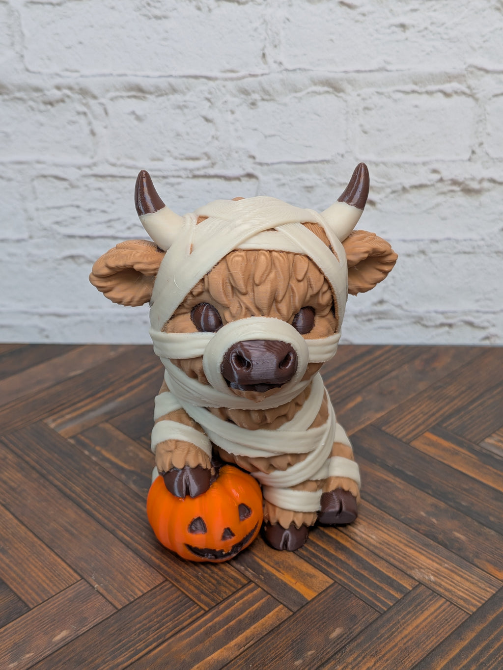 Mummy Highland Cow Figurine Udderly Dead Series 3D Printed Halloween Desk Pet