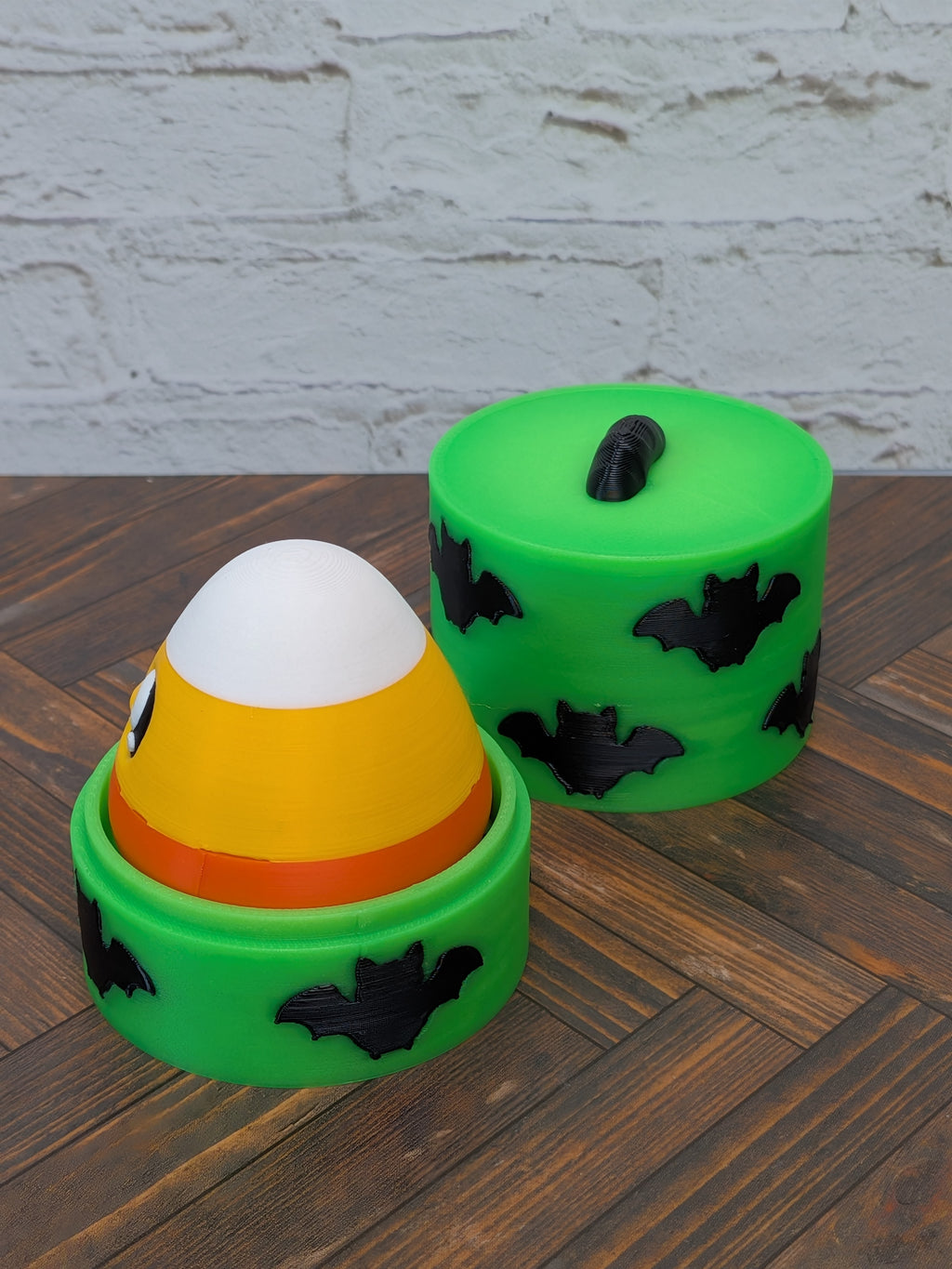 UV Reactive Candy Corn Clicker Fidget Mechanical Switch Halloween Bat Container