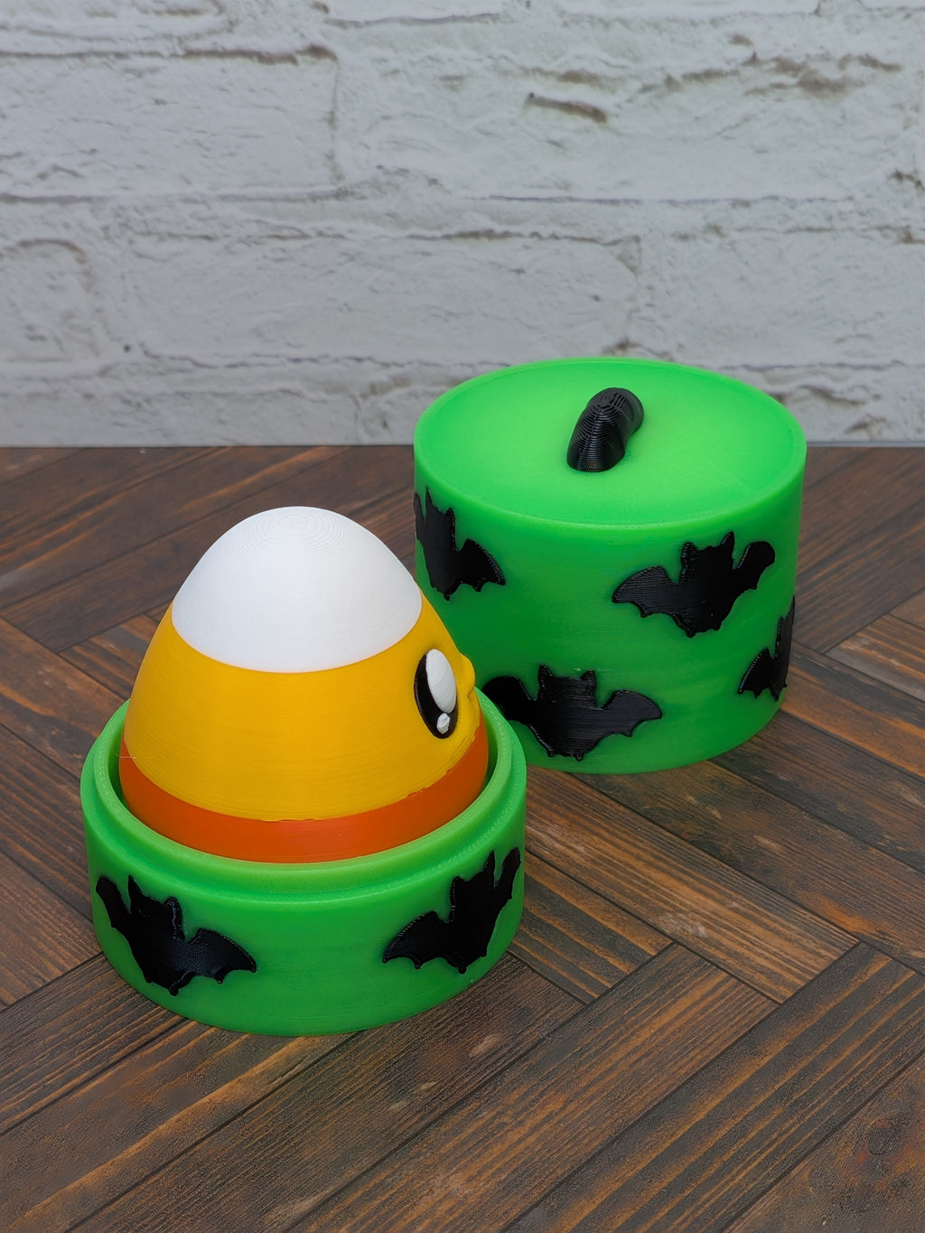 UV Reactive Candy Corn Clicker Fidget Mechanical Switch Halloween Bat Container