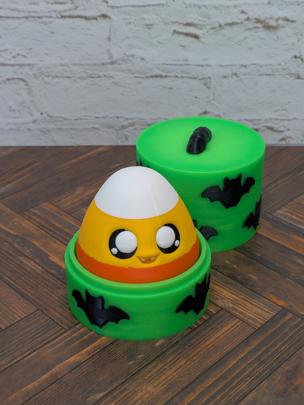 UV Reactive Candy Corn Clicker Fidget Mechanical Switch Halloween Bat Container