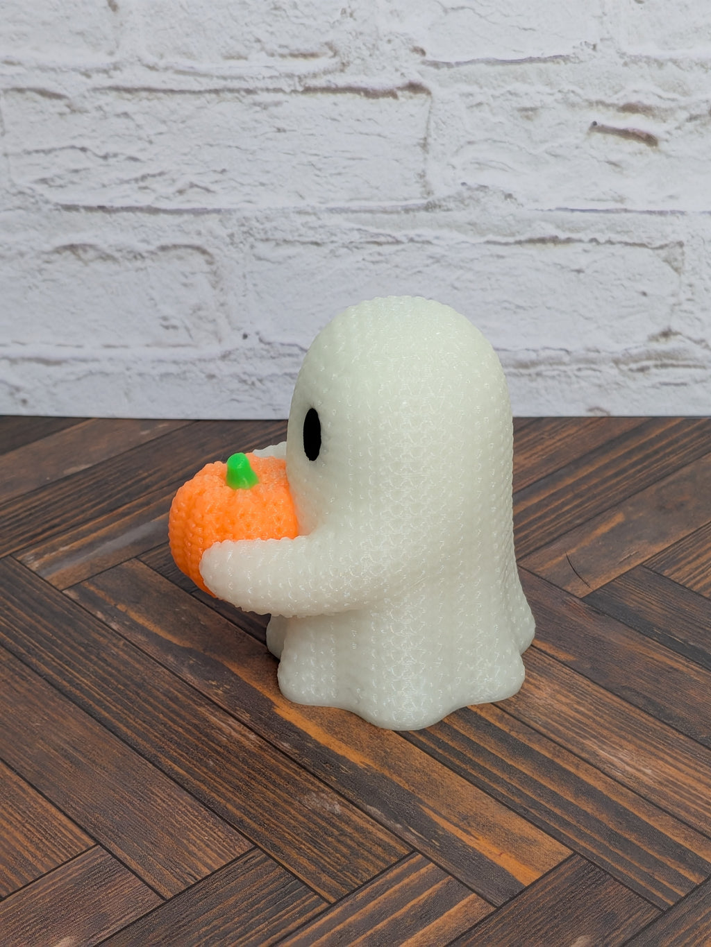 Faux Crochet Glow Ghost with Pumpkin Figurine UV Reactive 3D Printed Knit Halloween Desk Decor