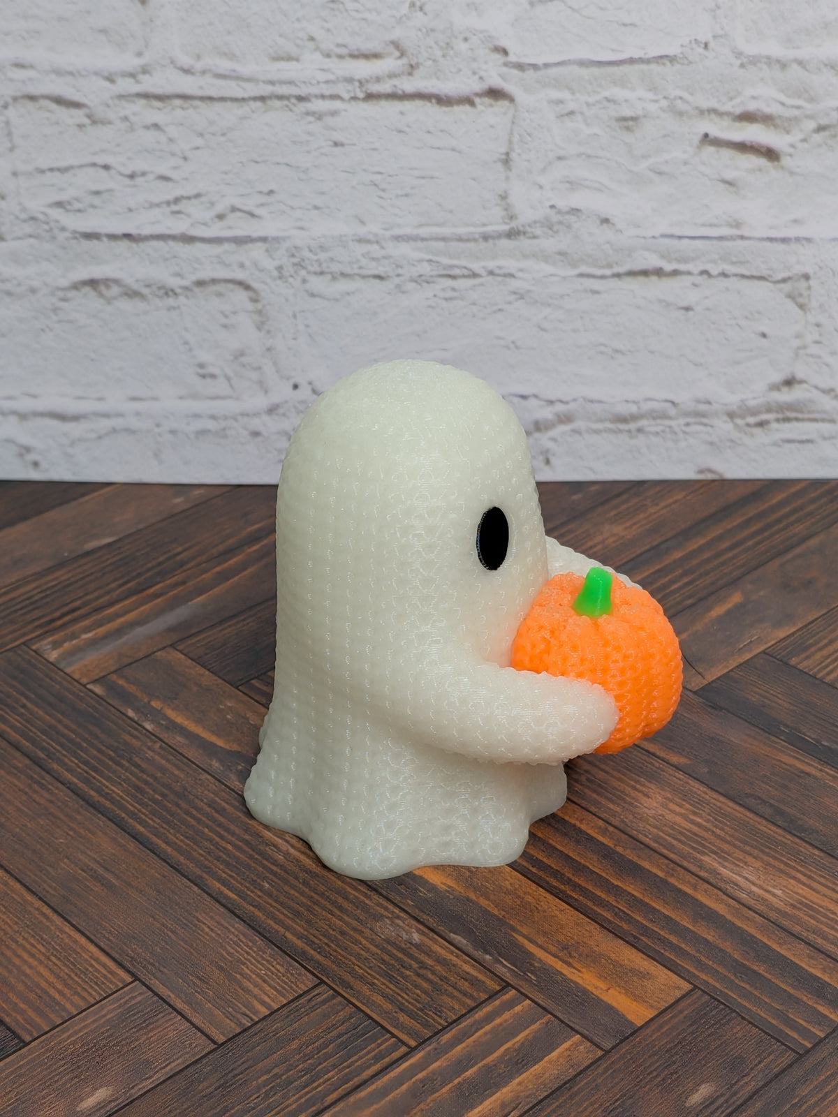 Faux Crochet Glow Ghost with Pumpkin Figurine UV Reactive 3D Printed Knit Halloween Desk Decor