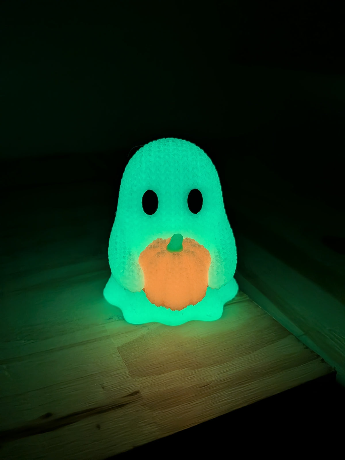 Faux Crochet Glow Ghost with Pumpkin Figurine UV Reactive 3D Printed Knit Halloween Desk Decor
