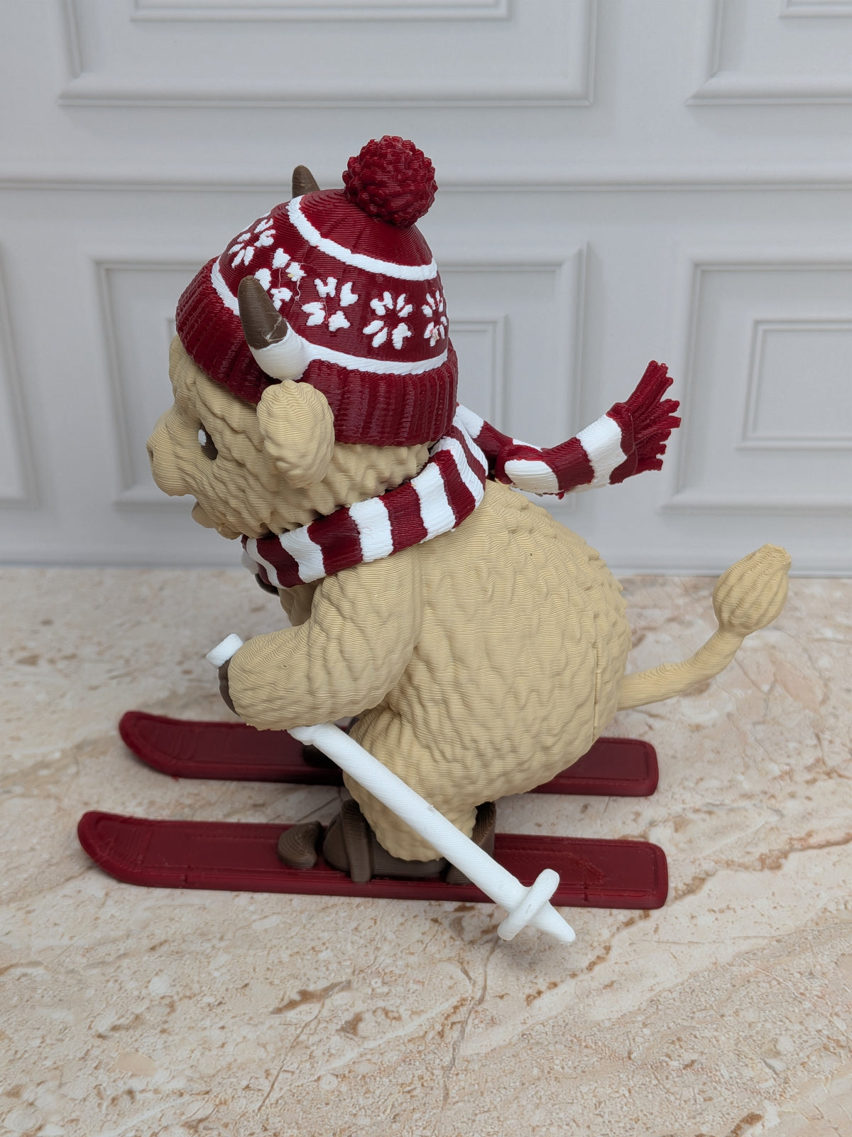 4" Skiing Highland Cow Figurine 3D Printed Winter Skier Christmas Tiered Tray Decor